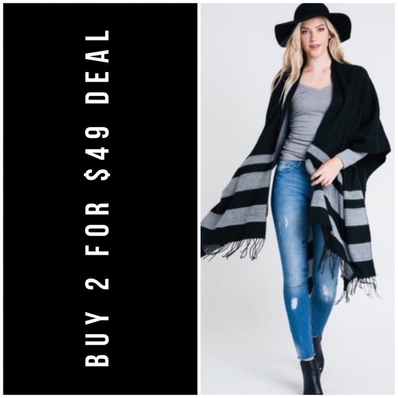 ❄️BLACK GRAY STRIPED PONCHO - Picture 1 of 7